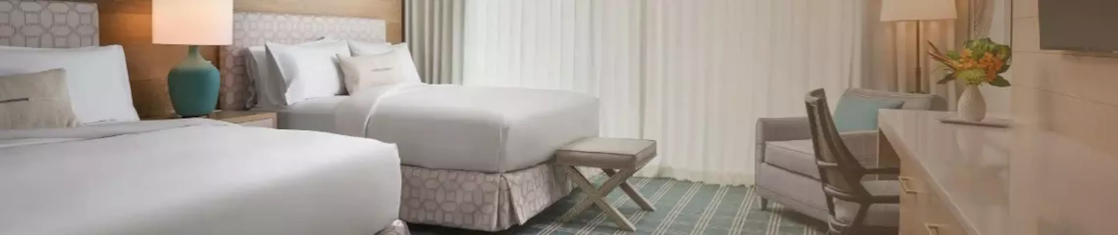 رزرو هتل های سه ستاره اوریاز