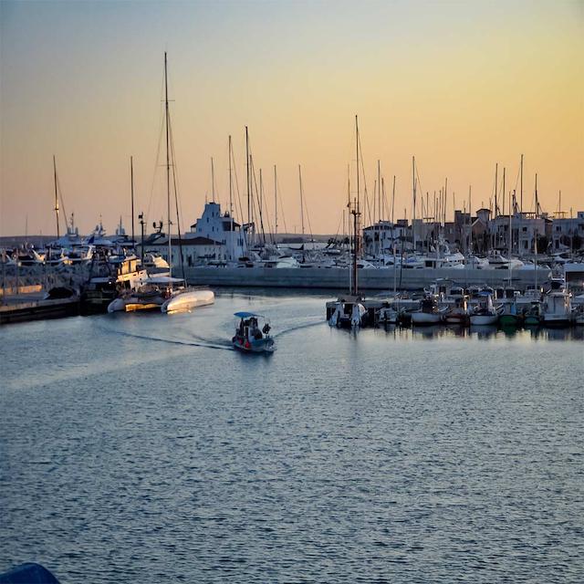 قیمت بلیط هواپیما چارتری پرواز کارون از تهران به ماهشهر