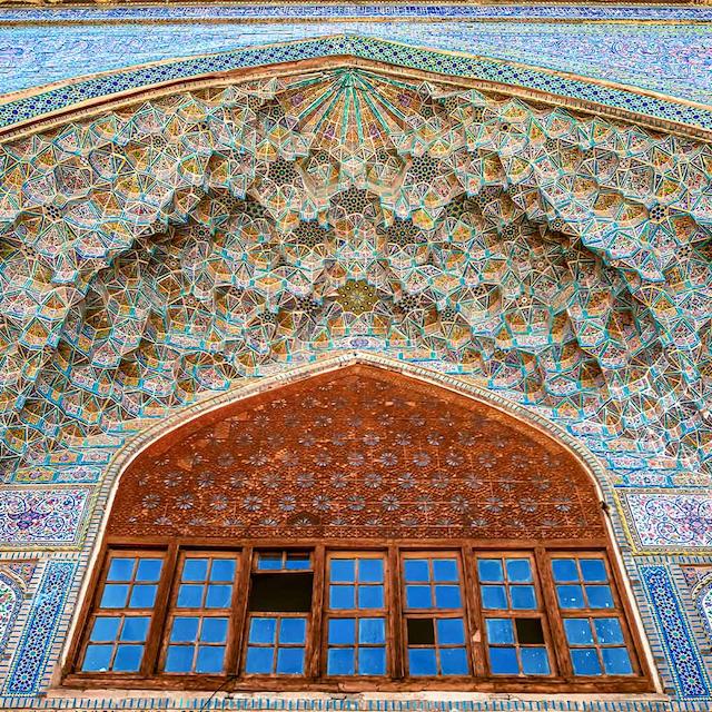 رزرو حضوری و تلفنی تور کرمان