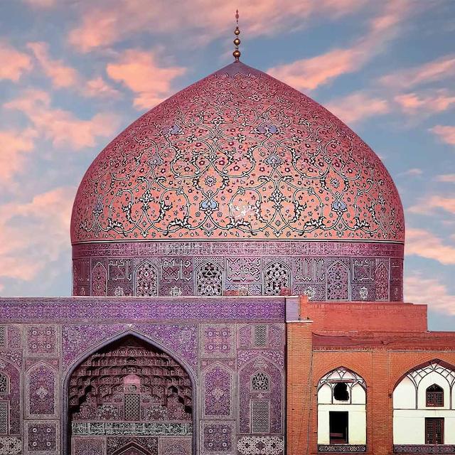 سفر به جنوب با بلیط هواپیما بندرعباس به اصفهان با پرواز کیش ایر